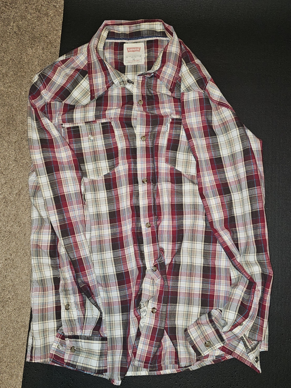 Levi's Men's Red Plaid Button-Up Medium Shirt